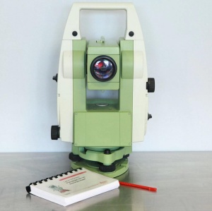 Тахеометр Leica TCR1201 R300 1 (б/у)