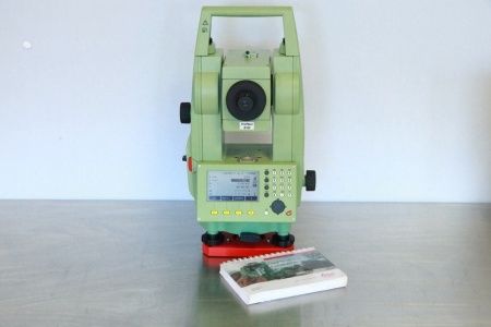 Тахеометр Leica TCR802 Power R100 2"  (б/у)